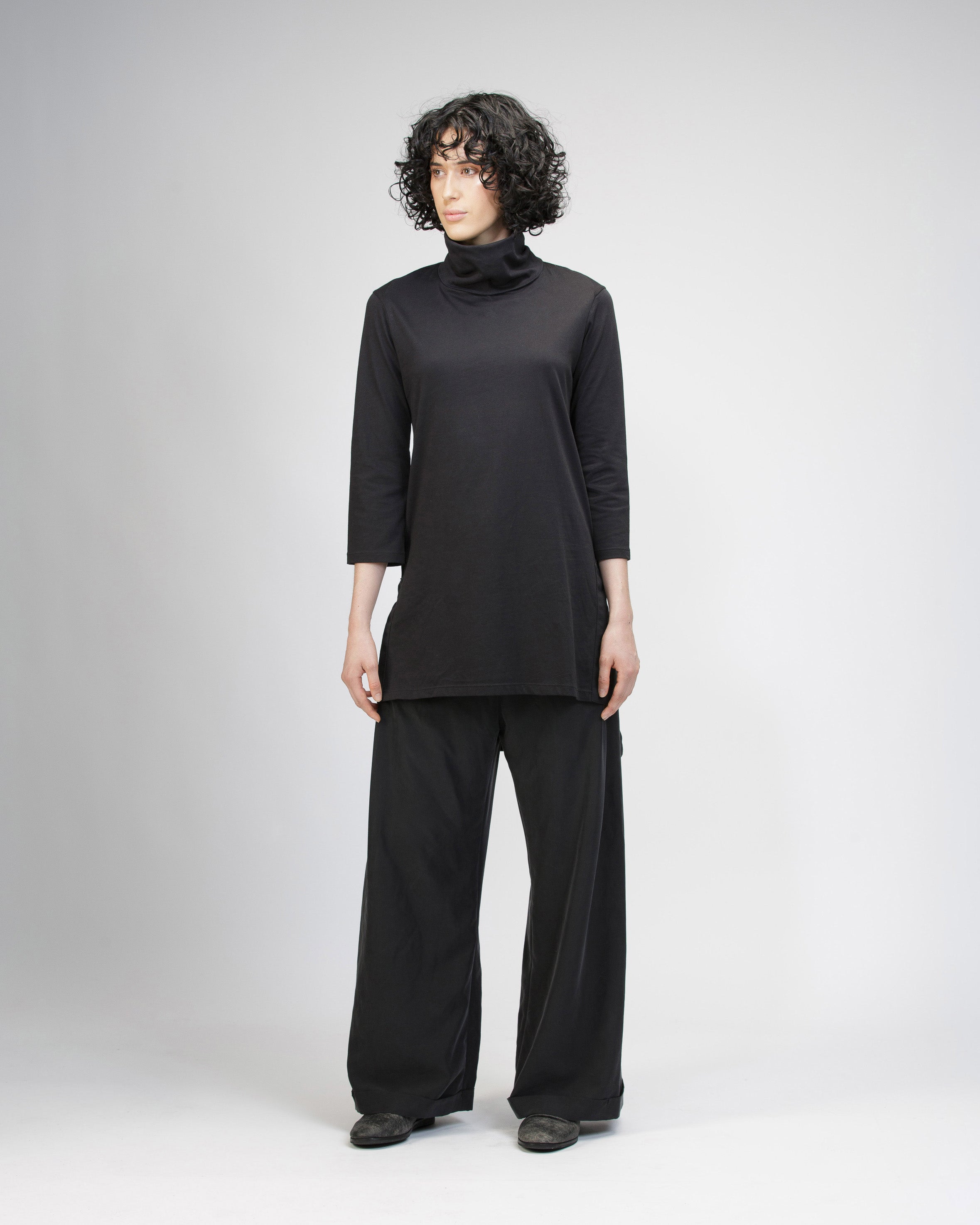 HIGH NECK LONG SLEEVE TOP IN COTTON