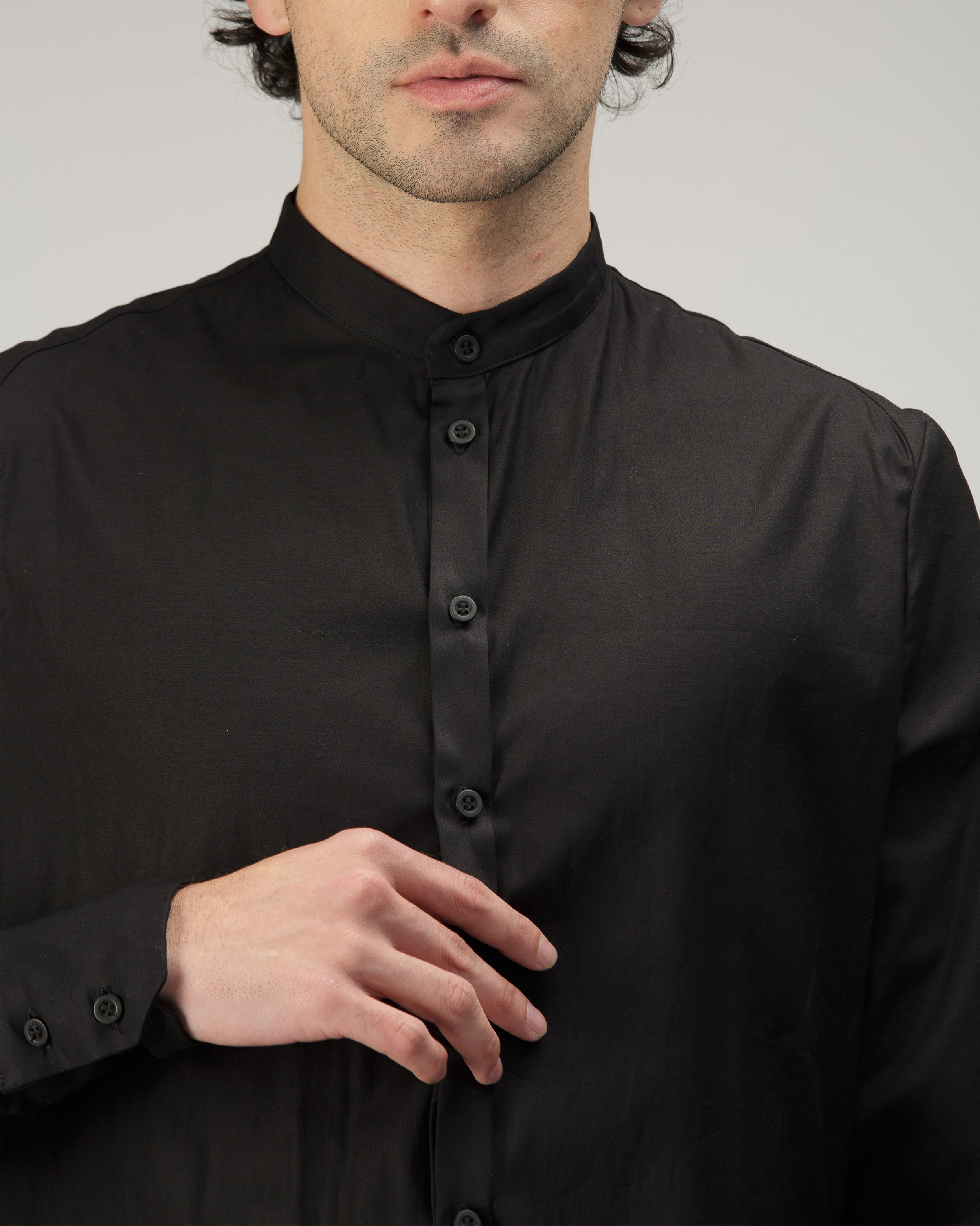 SLIM BUTTON UP SHIRT IN COTTON